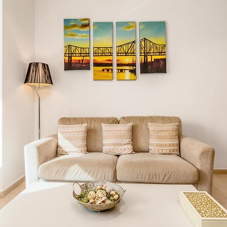 Lux BnB 1BDR Dubai Marina Amazing Harbor Views Apartment Bagian luar foto